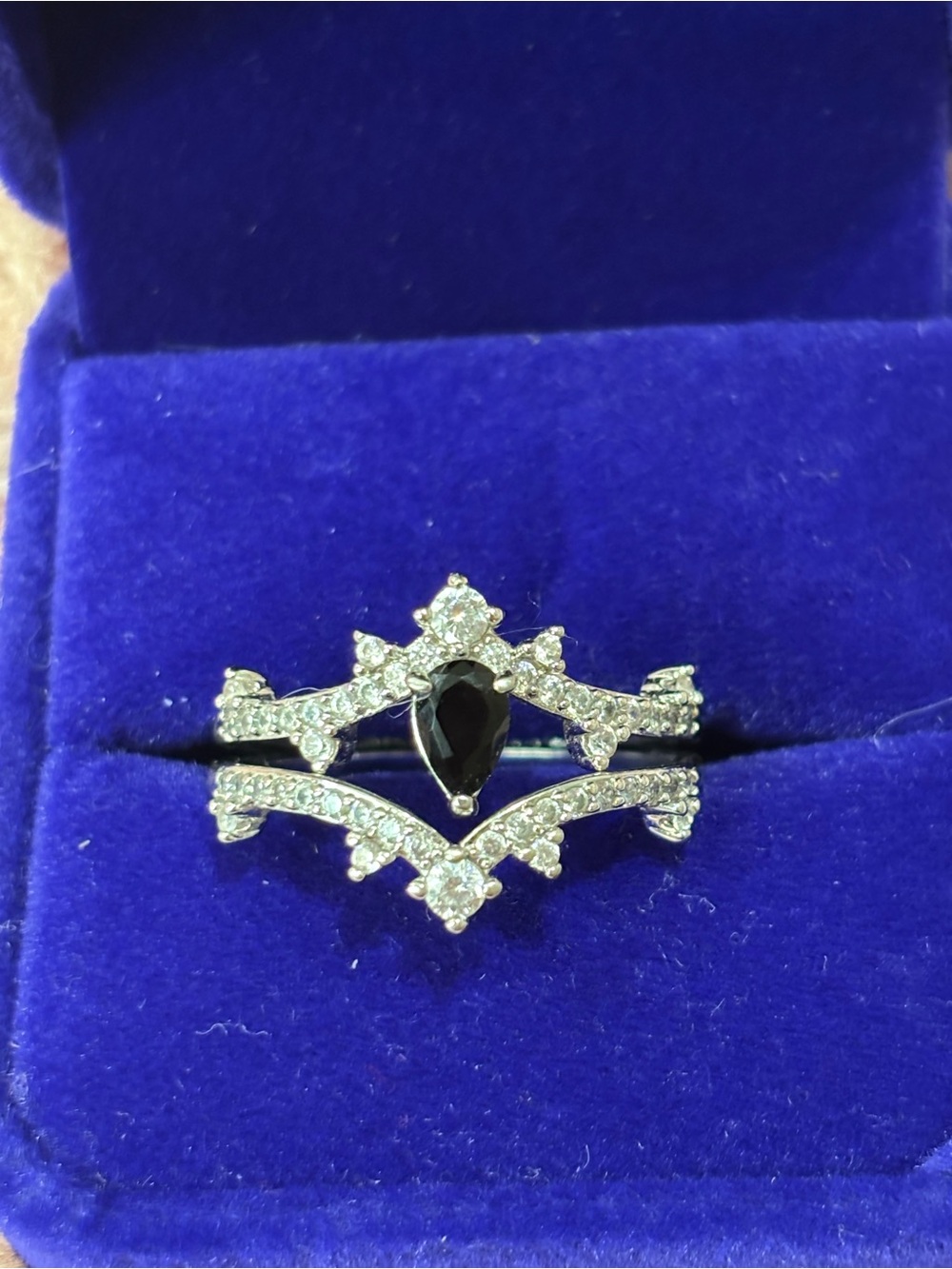 Silvertone  Black onyxTeardrop Crown Ring with Clear Accent Stones 2 piece ring
